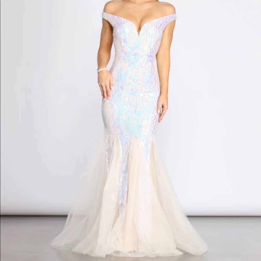 Windsor Iridescent Sequin Dress Large